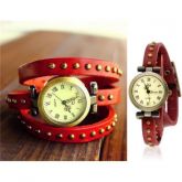 Rivet Decorado Três Loops couro Pulseira